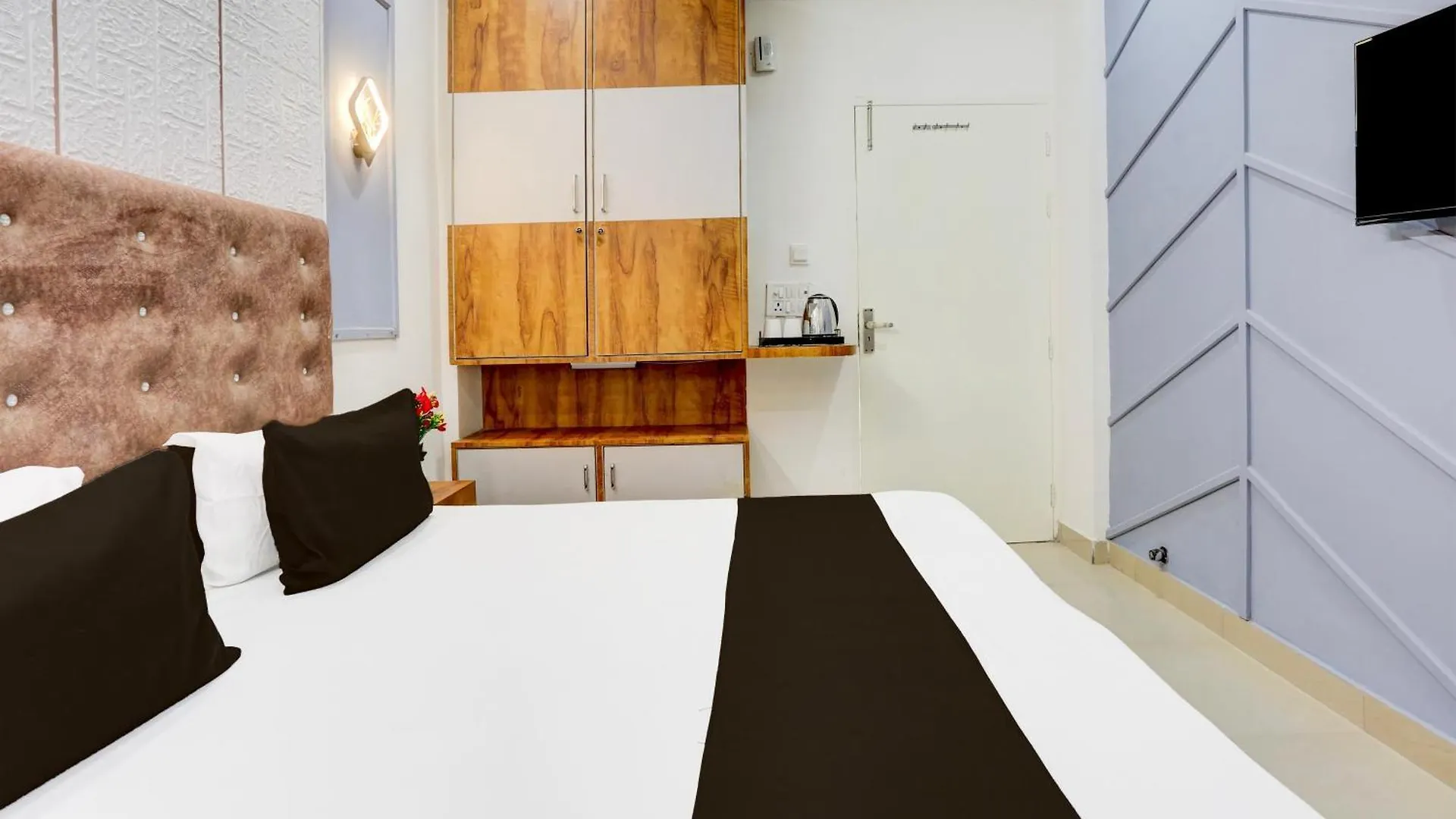 Hotel O Shyam Homes Gurgaon